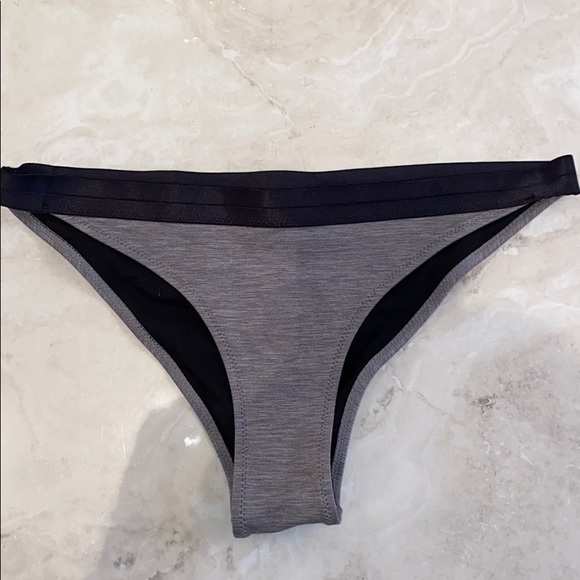 H&M Black & Gray Bikini 🖤 Size Small/ Medium - Picture 1 of 9